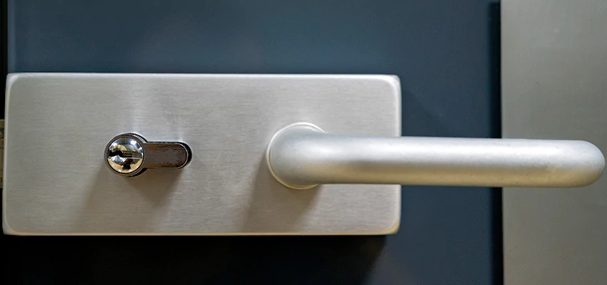 Change Patio Door Locks in Santa Ana, California