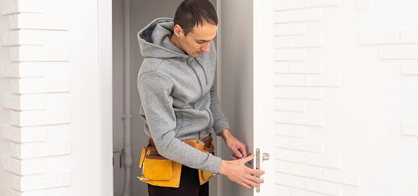 Nighttime Locksmith Near Me in Santa Ana, CA